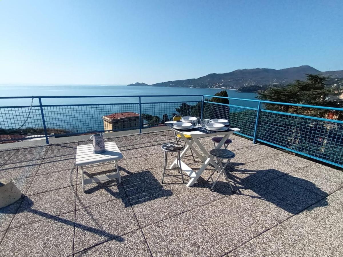 Appartamento Con Stupenda Vista Mare Zona Bristol Ραπάλο Εξωτερικό φωτογραφία